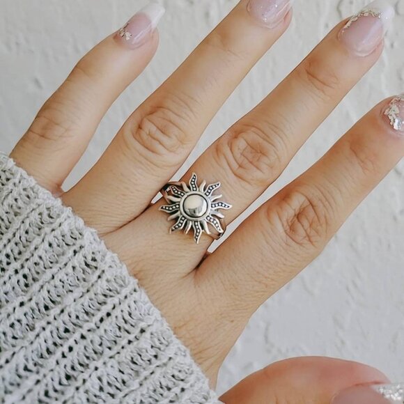Sterling Silver Sun Ring, Large Sun Ring, 925 Silver, Sunshine Sunset Ring, - Picture 5 of 10